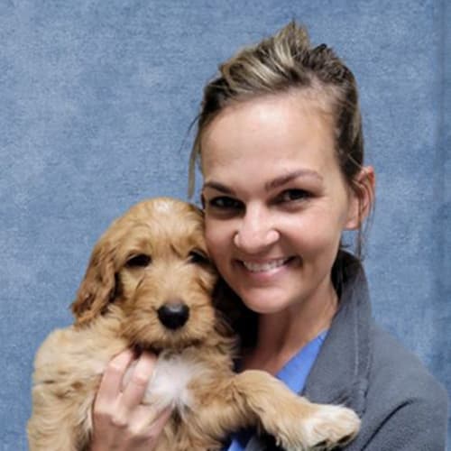 Dr. Leslie Prescott, Lafayette Veterinarian